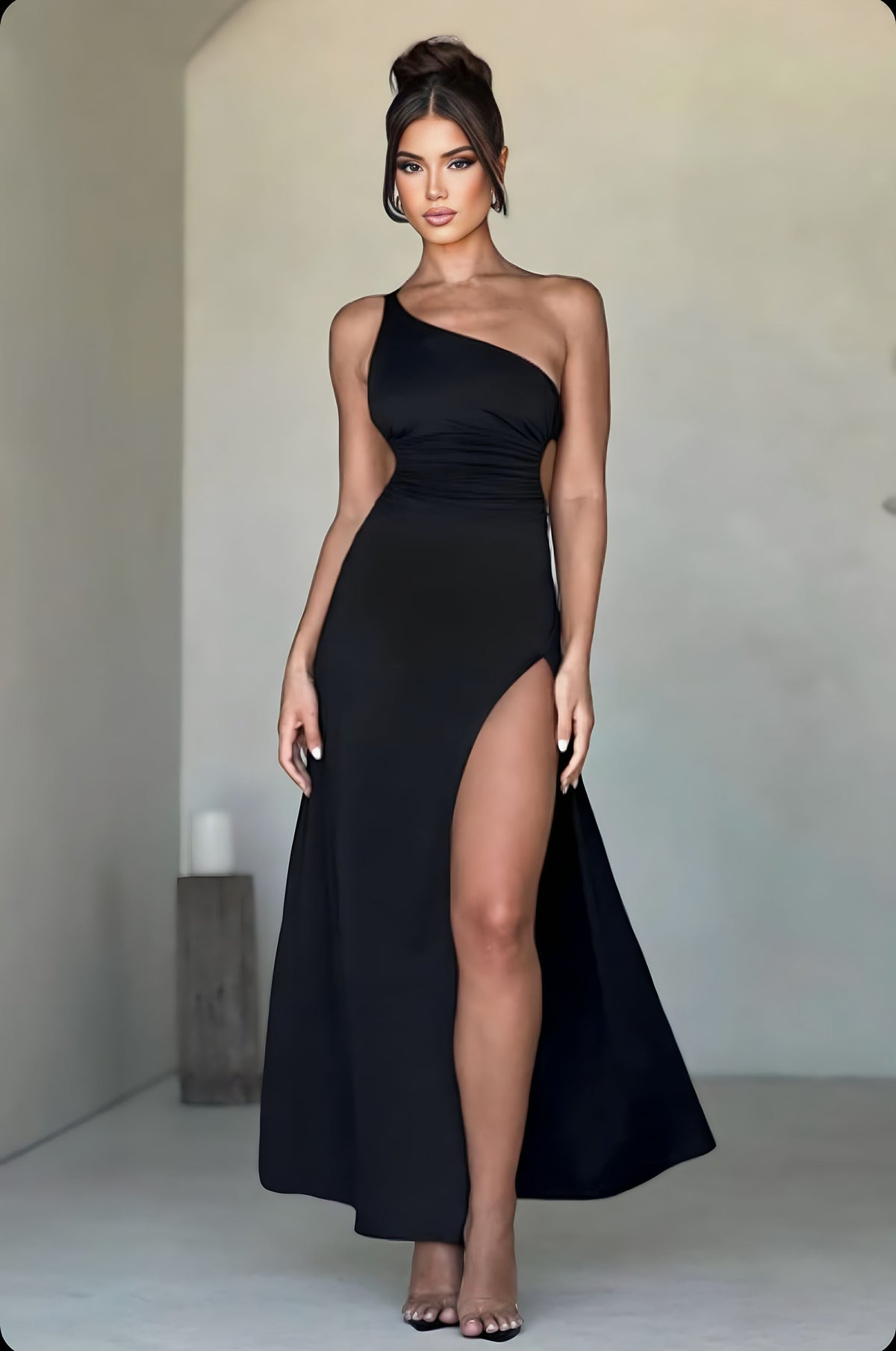 Vestido Longo Ombro Único com Fenda - Lunara